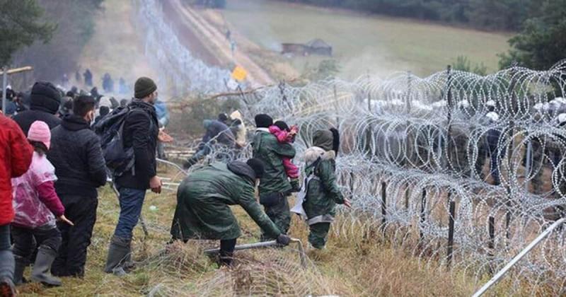 Як тискові чинники з боку Росії та Білорусі змушують уряд Туска вжити заходів, подібних до тих, що вживали його попередники.