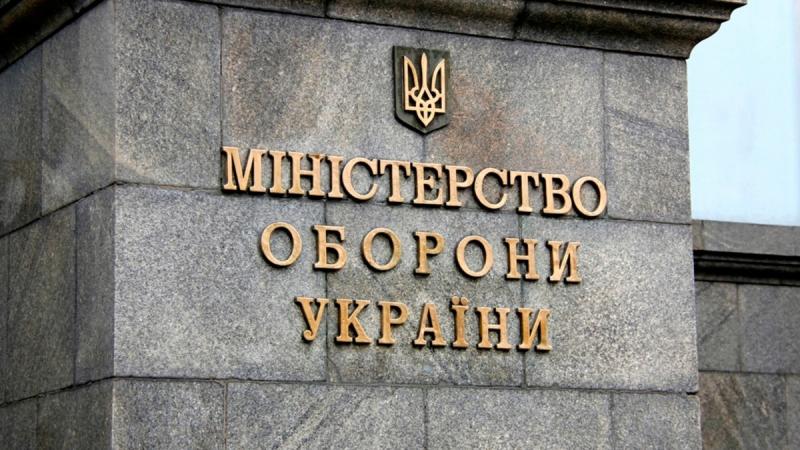 Міністерство оборони повідомило, що особам, які підозрюються у скоєнні зґвалтування, було відмовлено у призову на військову службу. У ТЦК буде проведено відповідну перевірку.